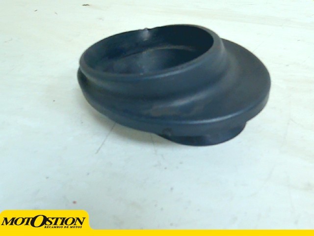 Goma ram air derecha Yamaha fzr 1000 1986 - 1989