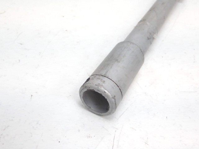 Eje rueda delantera Honda CBF 600 y CBF 600 ABS 2004 - 2007