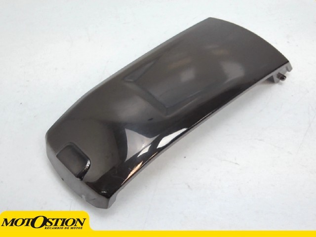 Tapa del Tapon de Gasolina Kymco AK 550 2017 - 2021