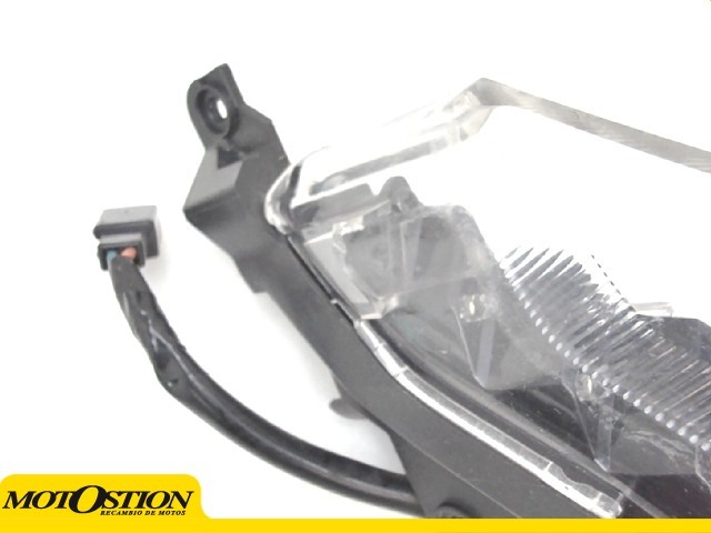 Intermitente Delantero Izquierdo Kymco AK 550 2017 - 2021