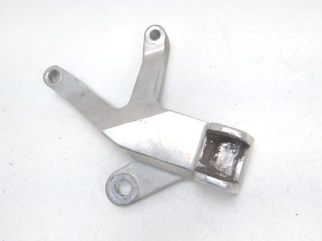 Soporte estribera trasera derecha YAMAHA THUNDERCAT 600 1994-2007  recambios para moto