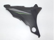 Cacha bajo asiento derecha Kawasaki Z800 2013 - 2016