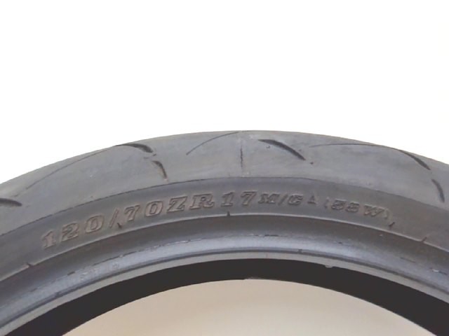 Neumático 120/70-17 58W