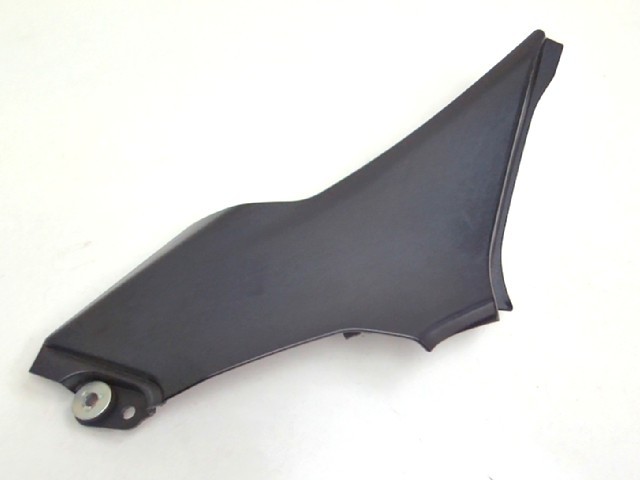 Cacha bajo asiento derecha Kawasaki Z900 E 2020 - 2021