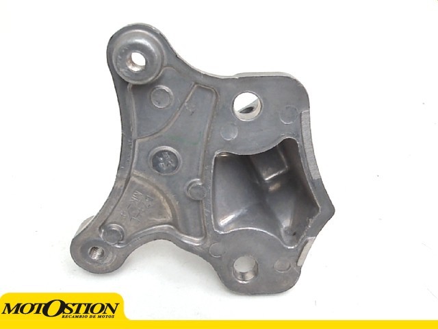 SOPORTE ESTRIBERA TRASERA IZQUIERDA Yamaha Xmax 400 ABS 2017 - 2019