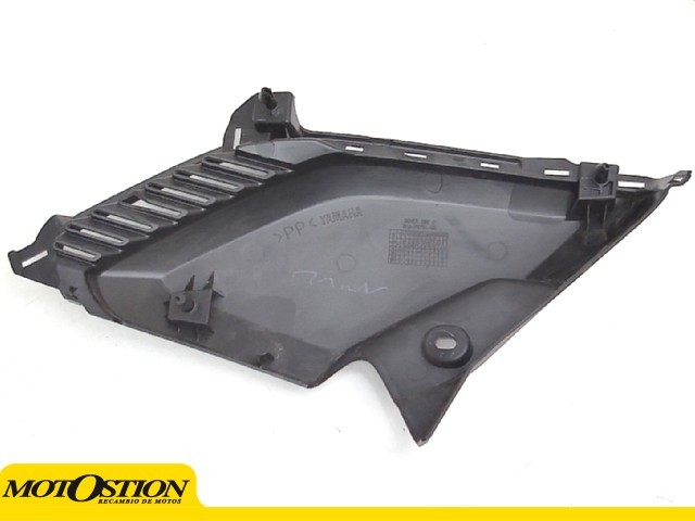Embellecedor cacha delantera derecha Yamaha XMAX 300 2023 - 2024