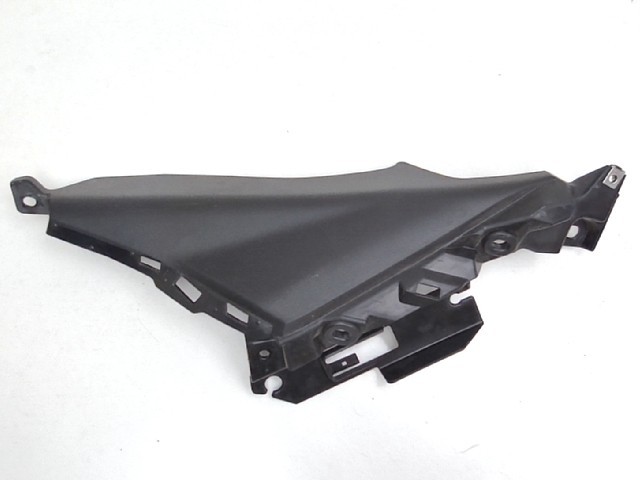 Embellecedor cacha trasera izquierda Yamaha XMAX 300 2023 - 2024