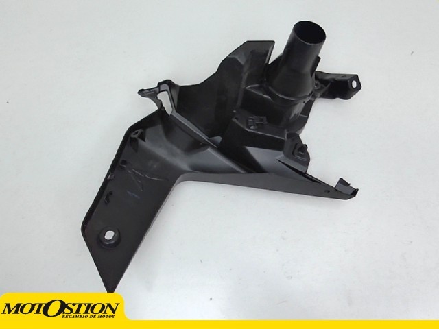 Aireador inferior derecho Honda CB750 Hornet 2025 - 2026
