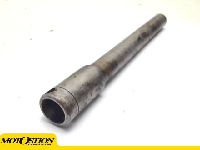 Eje rueda delantera HONDA VFR 750 1990-1993  desguace motos