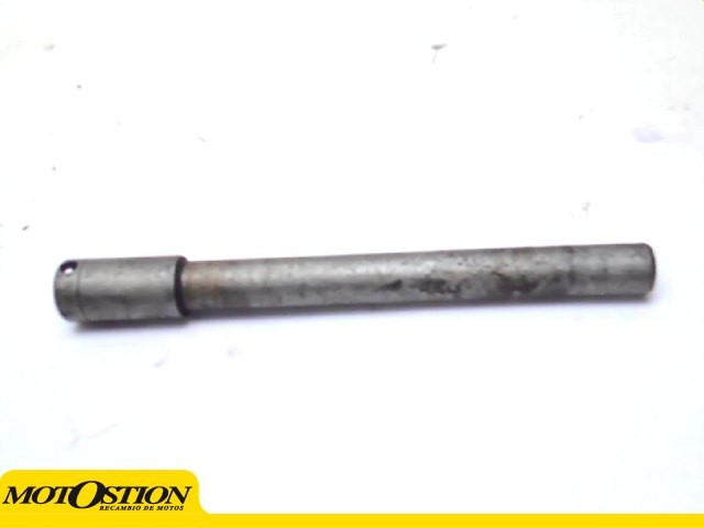 Eje rueda delantera HONDA VFR 750 1990-1993  desguace motos