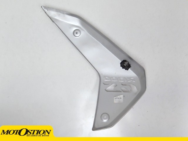 Embellecedor carenado superior izquierdo Bmw R 1300 GS 2022 - 2025