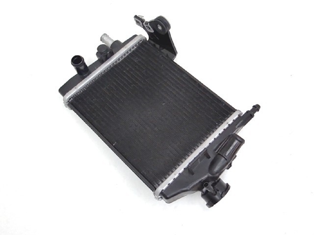 Radiador derecho Bmw R 1300 GS 2022 - 2025