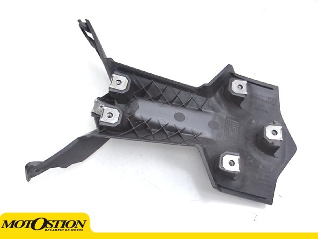 Embellecedor aleta porta matriculas Bmw F 900 R 2018 - 2025