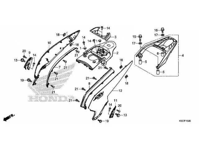 Embellecedor estribera trasera derecha Honda SH300i 2017 - 2020